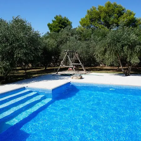 Auf Der Insel Vir, 2 Pools, Sehr Privat, Ideal Fuer Familien Vila *